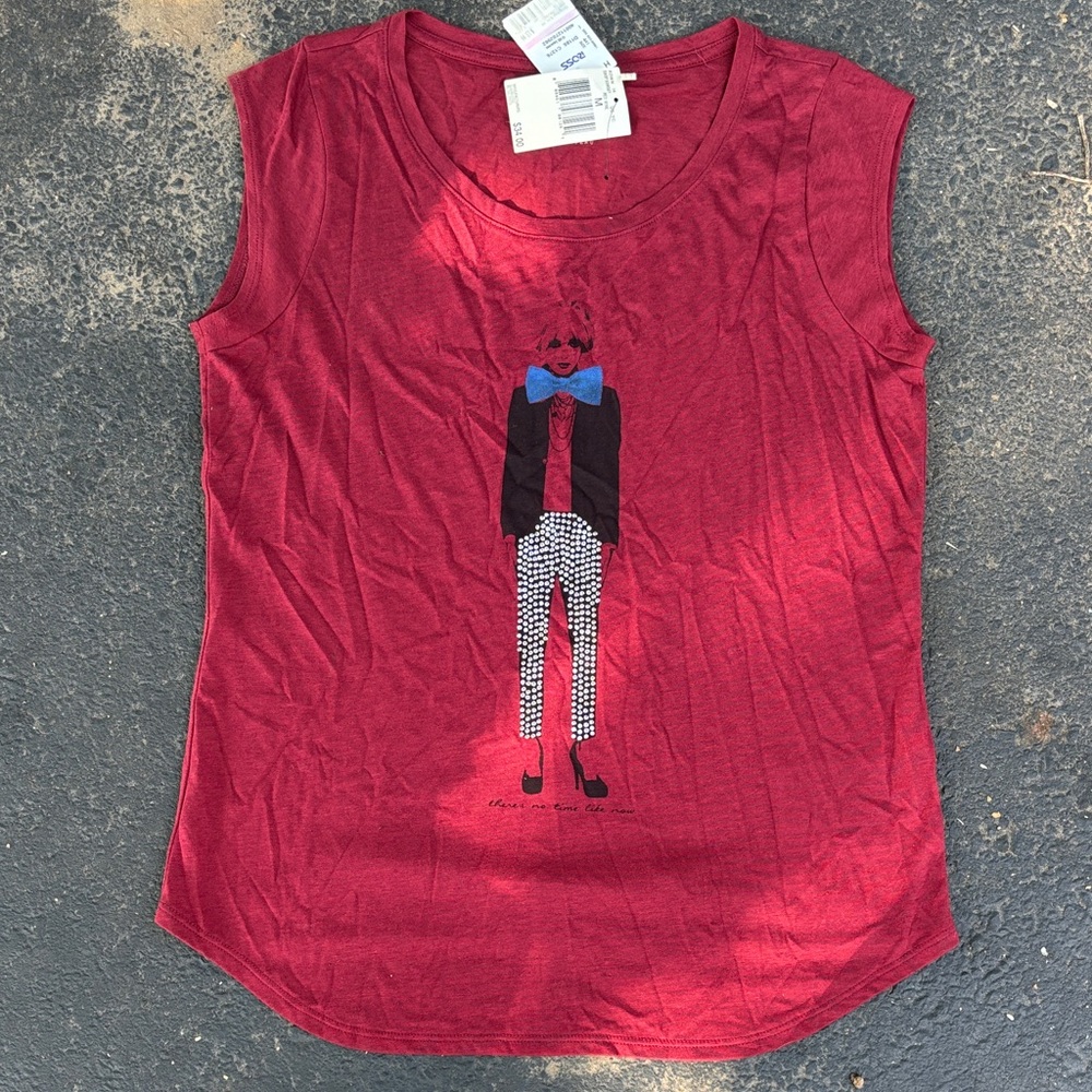 Women's GUESS Red Graphic Top